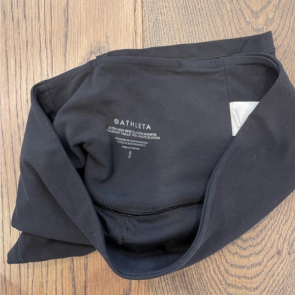 Athleta Ultra High Rise Elation Shortie Black Shorts S Small 3” - Picture 3 of 6